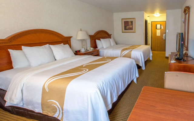 Quality Inn & Suites University