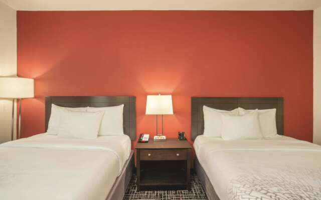 La Quinta Inn & Suites by Wyndham Smyrna TN - Nashville