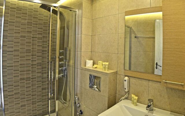 Princess Irini Sea Front ApartHotel