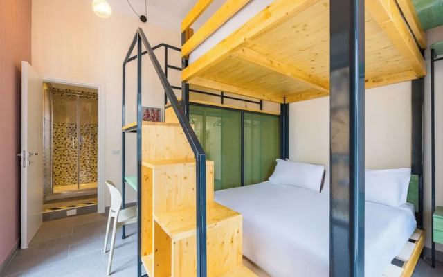 Via Firenze Central Station Housing