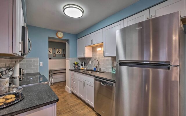 Charming Apt W/patio: Walk to Downtown Albany