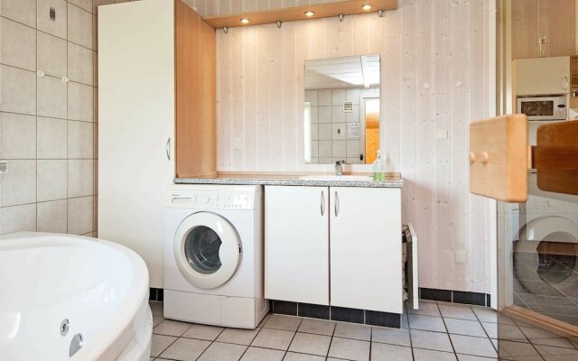 Beautiful Holiday Home Near Juelsminde With Sauna