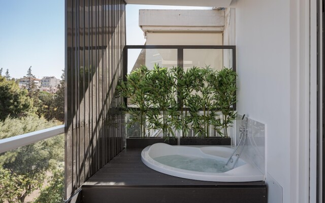 Athenian Riviera Seaside Suite