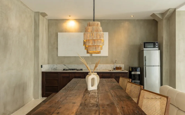 4BR Luxe Pool Villa Canggu near Finns