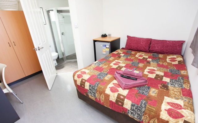 Cherratta Lodge – Guest Rooms – Karratha