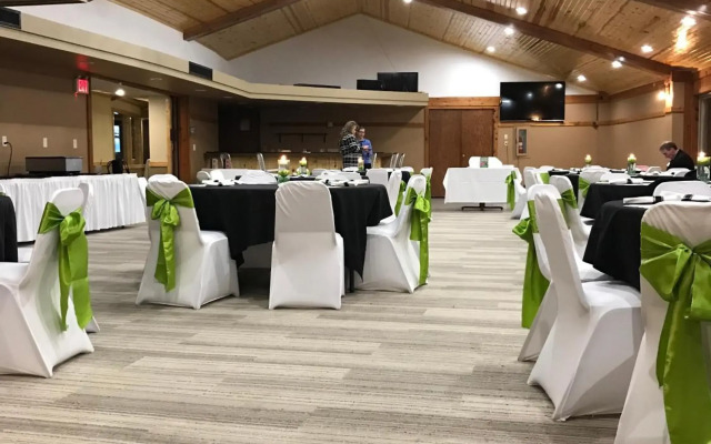 The Round Barn Lodge