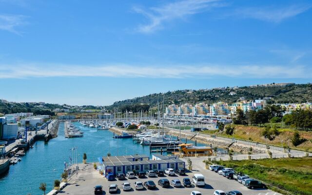 Sea view Apartment with relax Terrace & 2 Swimming pools