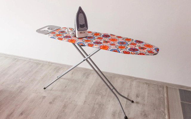 Dve Podushki Na Ul. Respublikanskaya, D. 11, Kv. 11