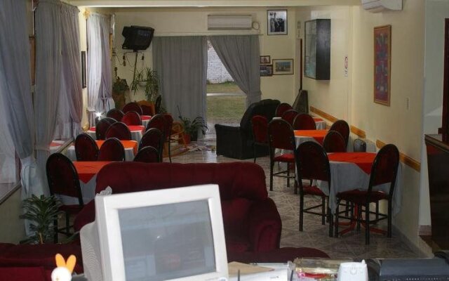 Rioma Hotel