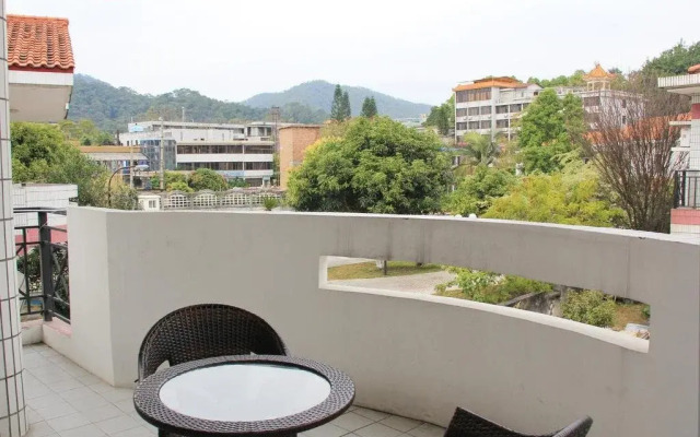 Wenquan Shanzhuang Yinquan Villa