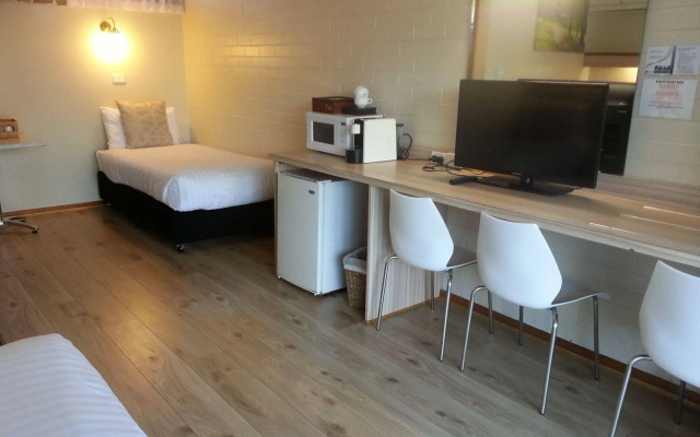 Kurri Motor Inn