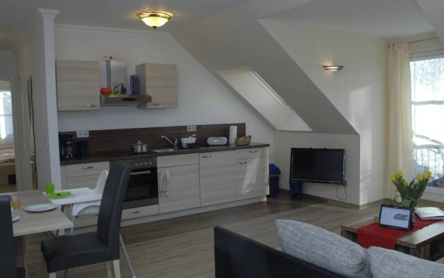 Attractive Apartment near Sea in Pepelow