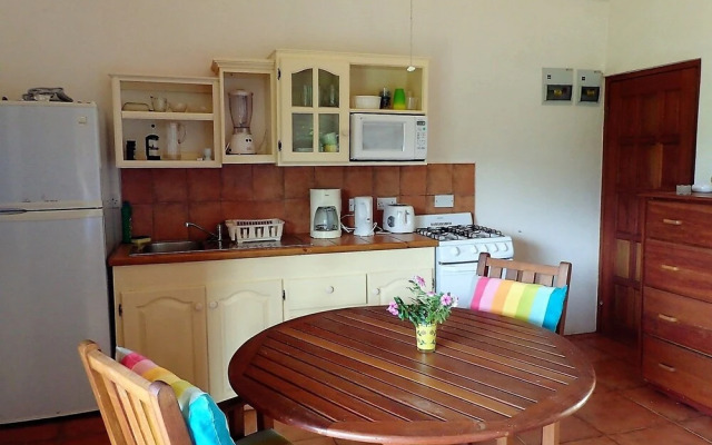 Two Bays Beach Villa Apartment and Studios