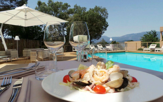 Isulella Hotel & restaurant
