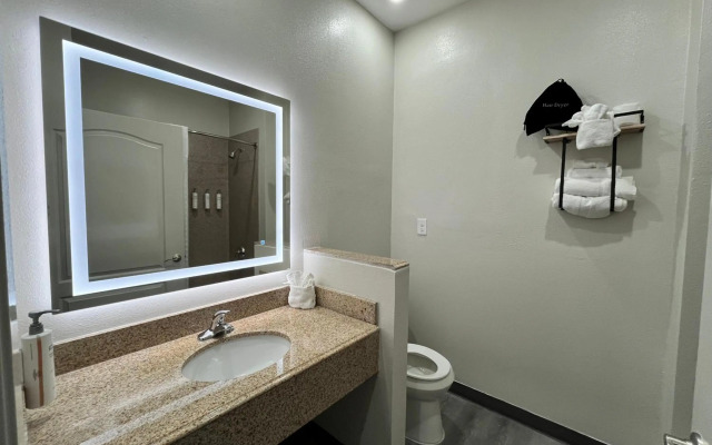 Sonesta Essential North Houston