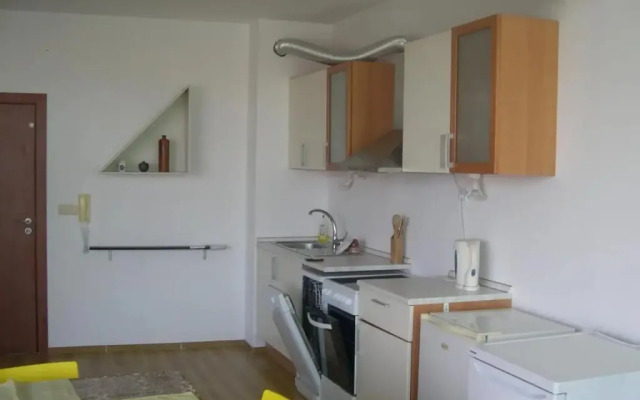 405 ul Rakovina,entrance E, 4 floor