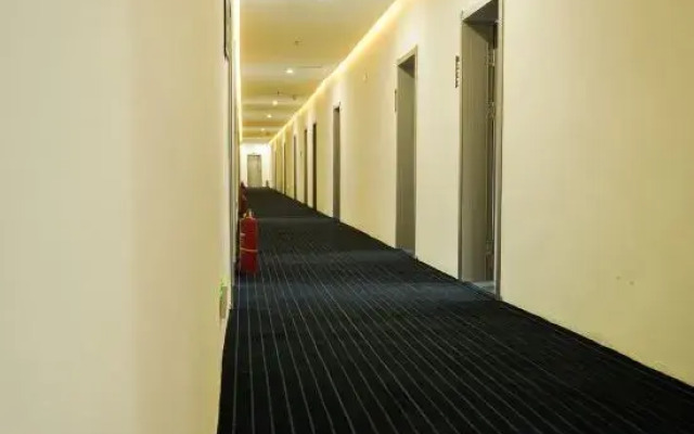 Futeng Wangluo Business Hotel