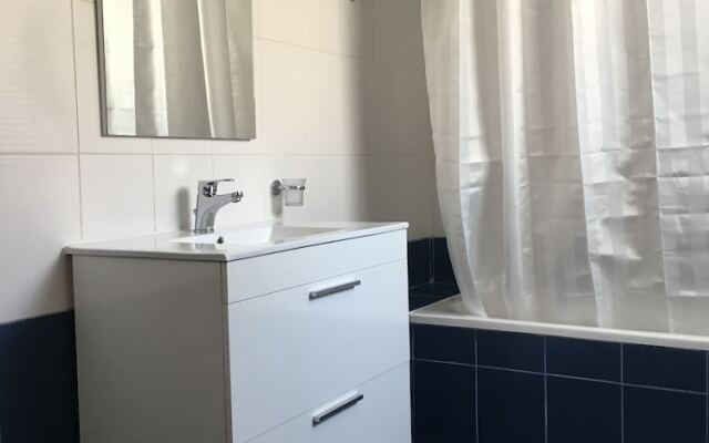 Central Luxury Apartment