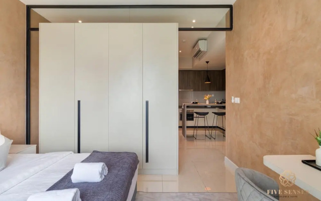 Datum Jelatek Sky Residence KLCC, Five Senses
