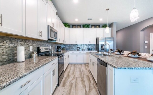 1632mvd 6 Bedroom Villa