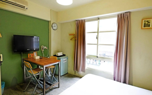 Tomer Hostel