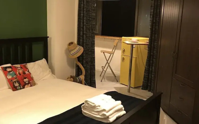 VK House No.5 Jingan Temple