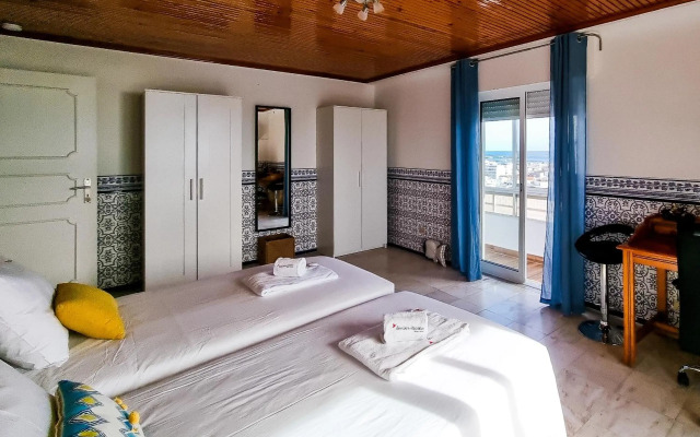 FLH Faro Family Flat with Balcony