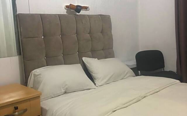 Saji Hotel Illford