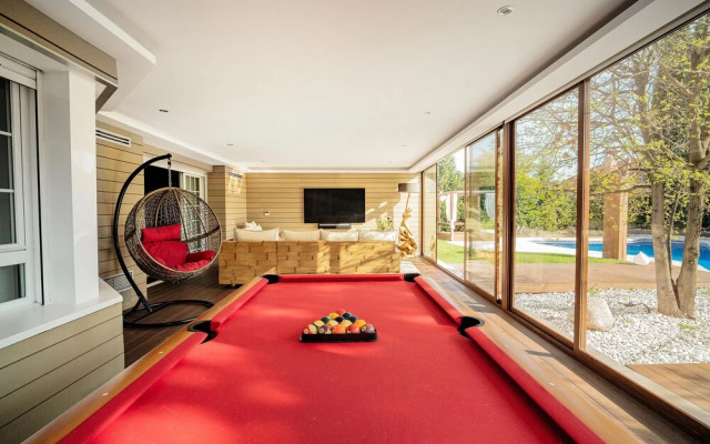 M Taj13 Madrid Chalet de Lujo con Piscina Gim