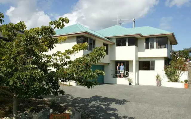 Idesia Bed & Breakfast