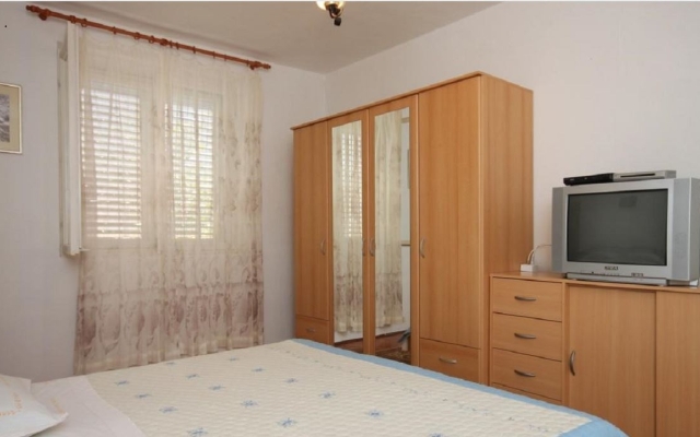 Room Mare - economy rooms: R3 Sucuraj, Island Hvar