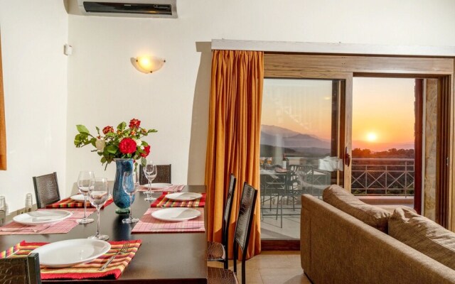 Apartment With 3 Bedrooms in Kaloniktis, With Wonderful Mountain View,