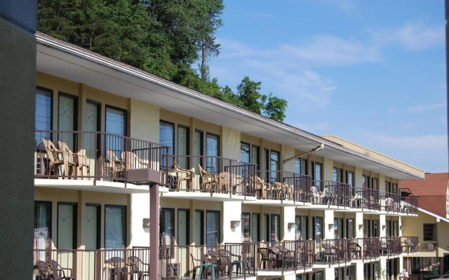 Vacation Lodge