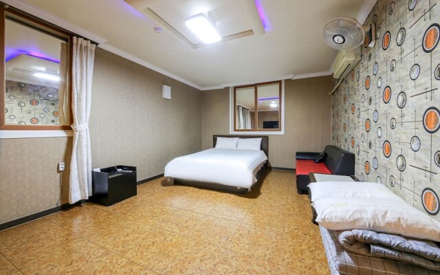 Gwangju Hwajeongdong Noblesse Business