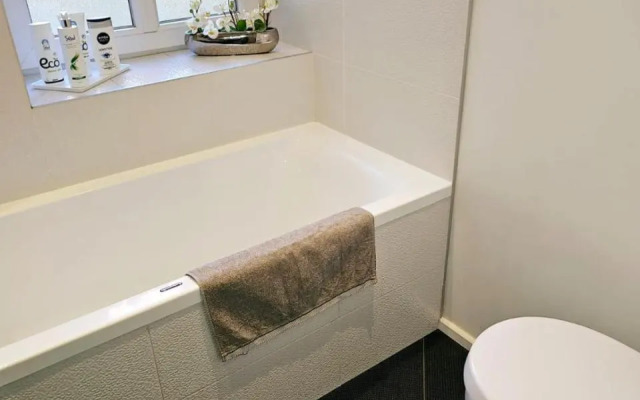 Modern 2 bedroom apartment in the city centre