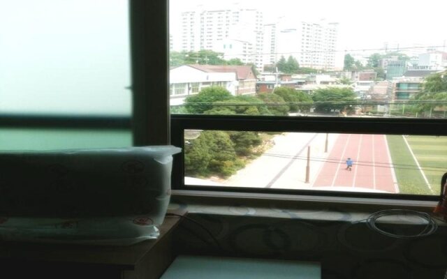 Greenyard Hostel