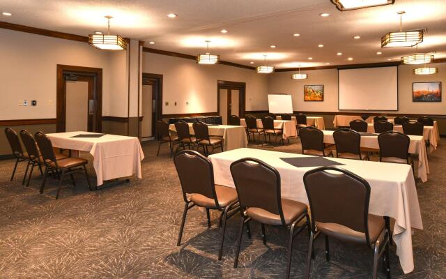 Extend-a-Suites - Phoenix Airport