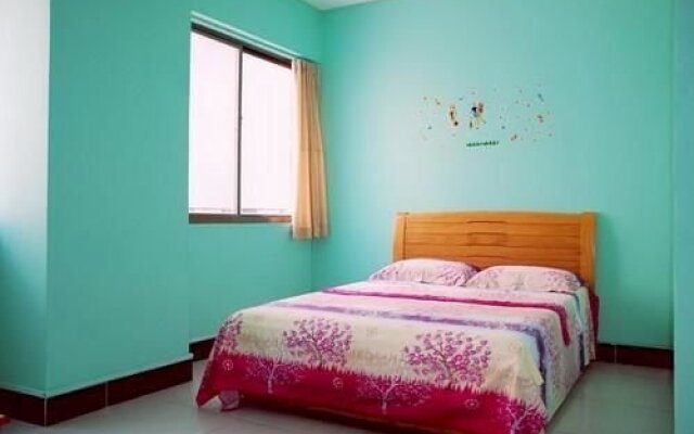 Huanyuanlanwan Holiday Hotel