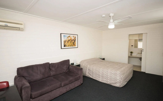 Vineland Motel