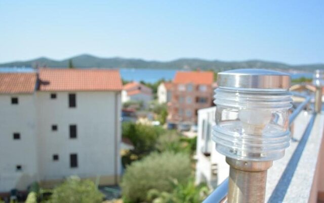 Apartments Aldomar