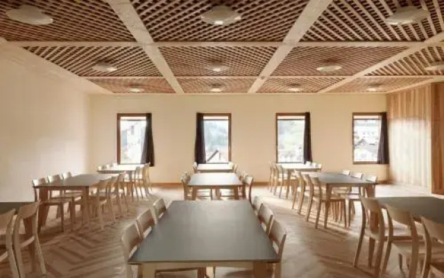 Youth Hostel Trin