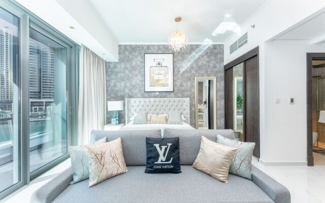 Lux Holiday Home Dubai Silverene Studios