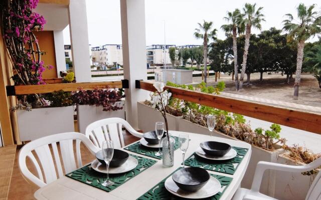 Los Juncos Apartamentos