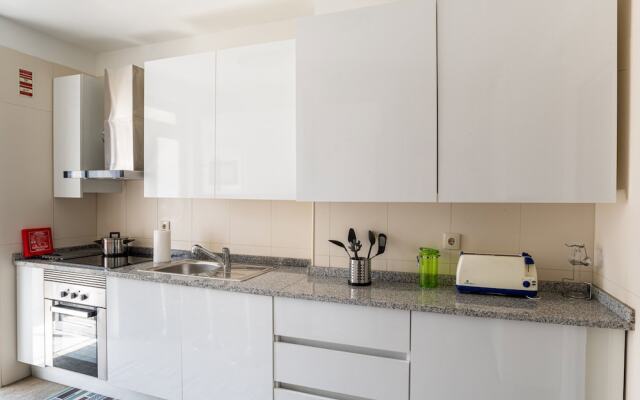 Porto Family Home by MP