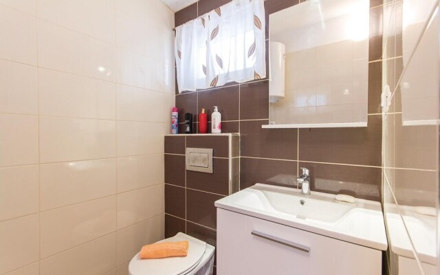 Nice Home in Hreljici With Wifi and 2 Bedrooms