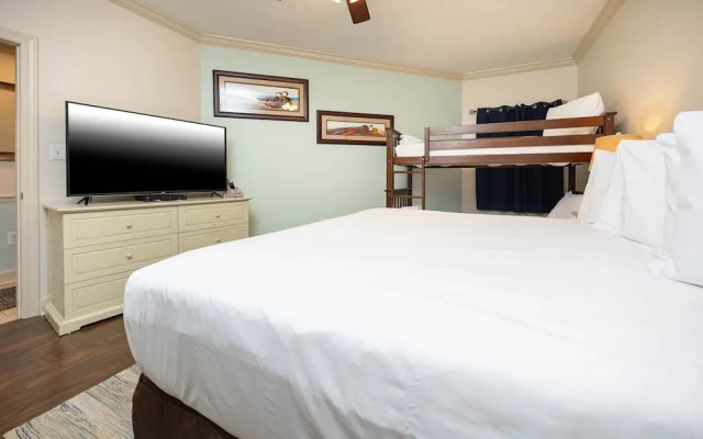 Phoenix Ix 906 2 Bedroom Condo