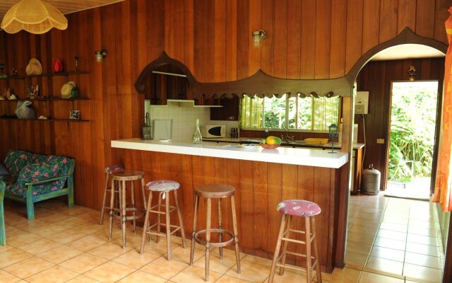 Pension Te Miti - Hostel