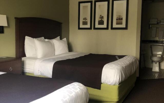 Cobblestone Hotel & Suites – Wisconsin Rapids