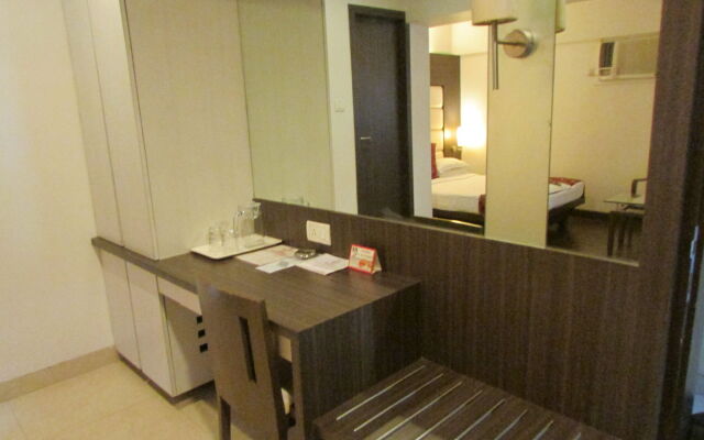 Hotel Mourya Residency