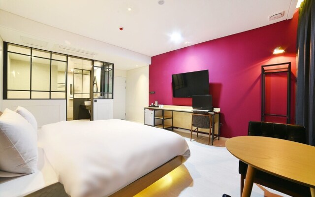 Yeosu K-boutique Hotel